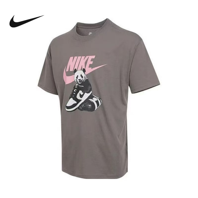 Nike耐克男子新款休闲短袖熊猫印花透气圆领运动T恤HQ9245289