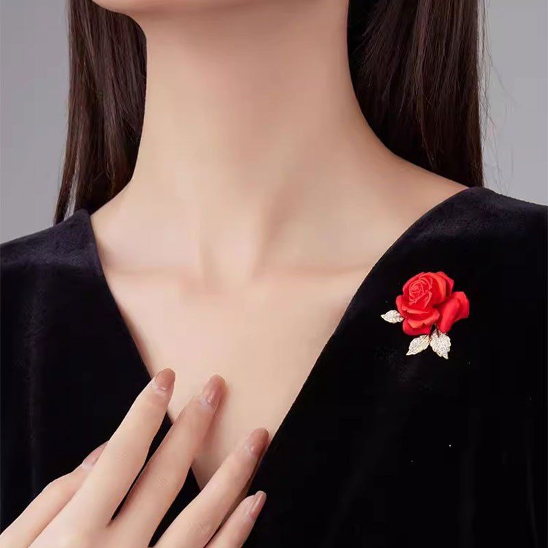 合金胸针 中国风红色花朵胸针高级感玫瑰胸花别针小众大衣西装配