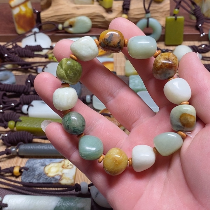 蛇纹石玉手链未镶嵌