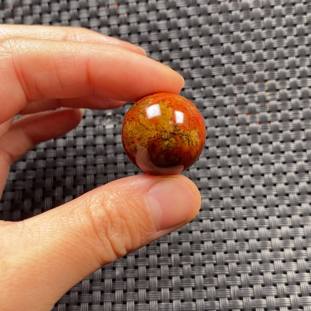玛瑙/玉髓圆珠未镶嵌文*战国红圆珠