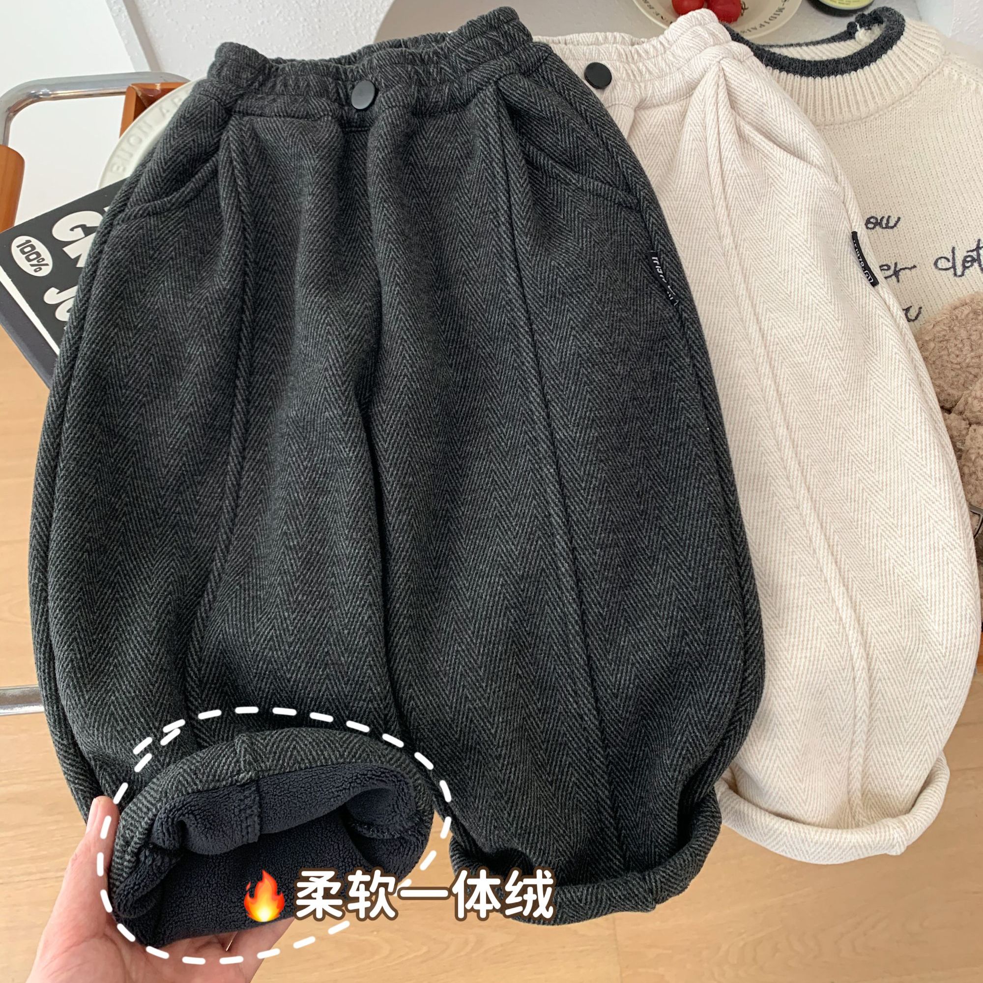 男童加绒休闲裤秋冬保暖百搭2025新款儿童人字纹弹力柔软呢子长裤