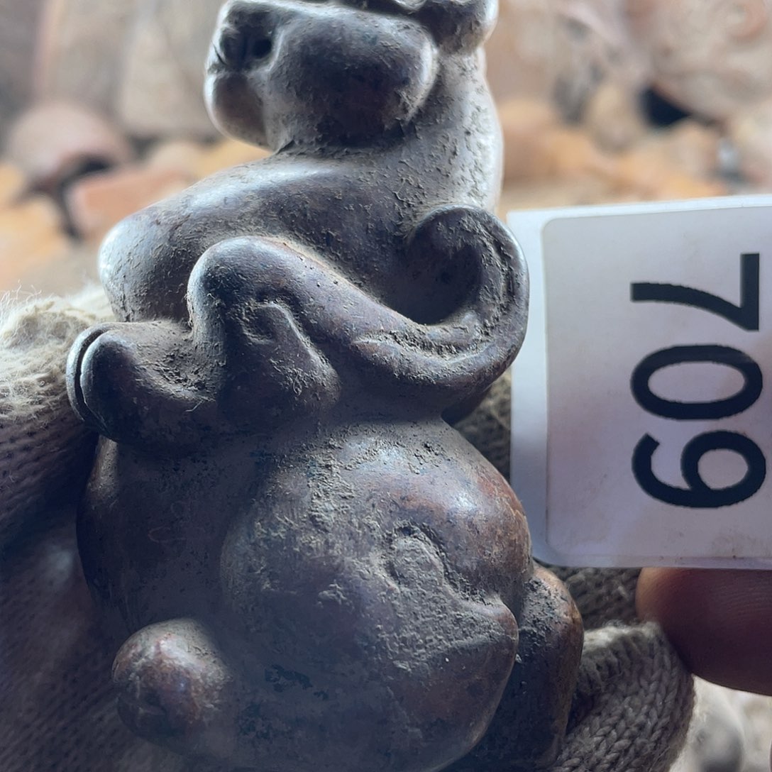 和田玉（糖玉）未镶嵌挂件