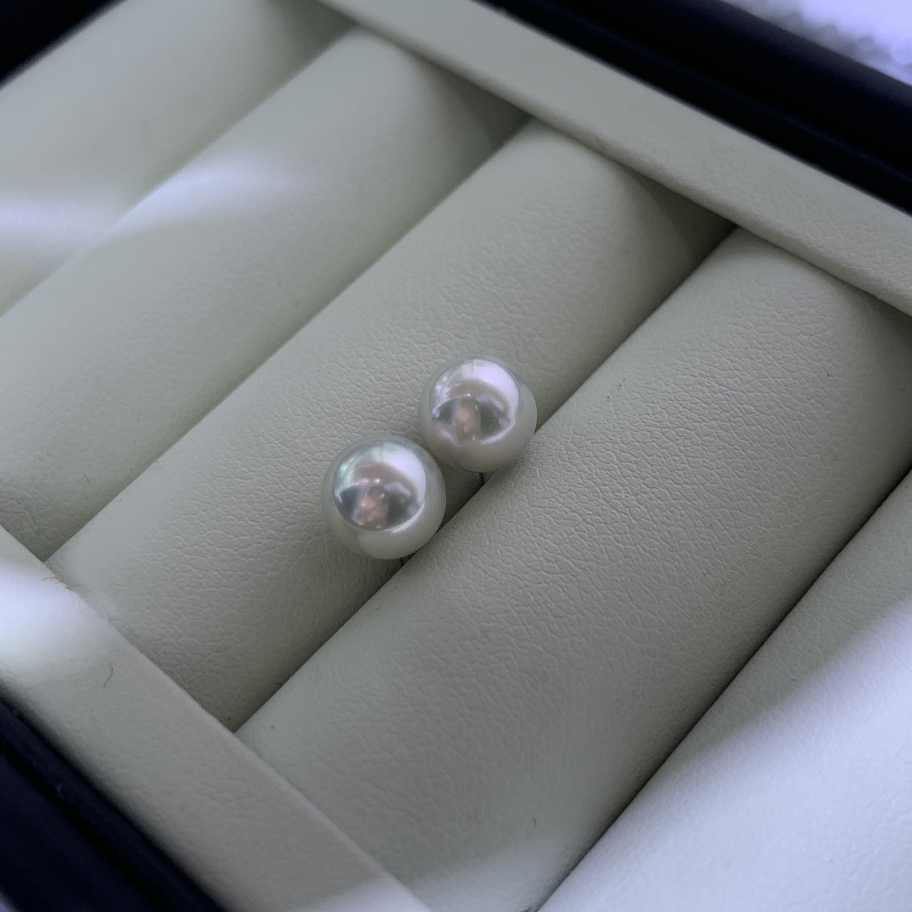 喵大【真多麻】素钉8–9mm极光正圆 18k金针 百搭气质