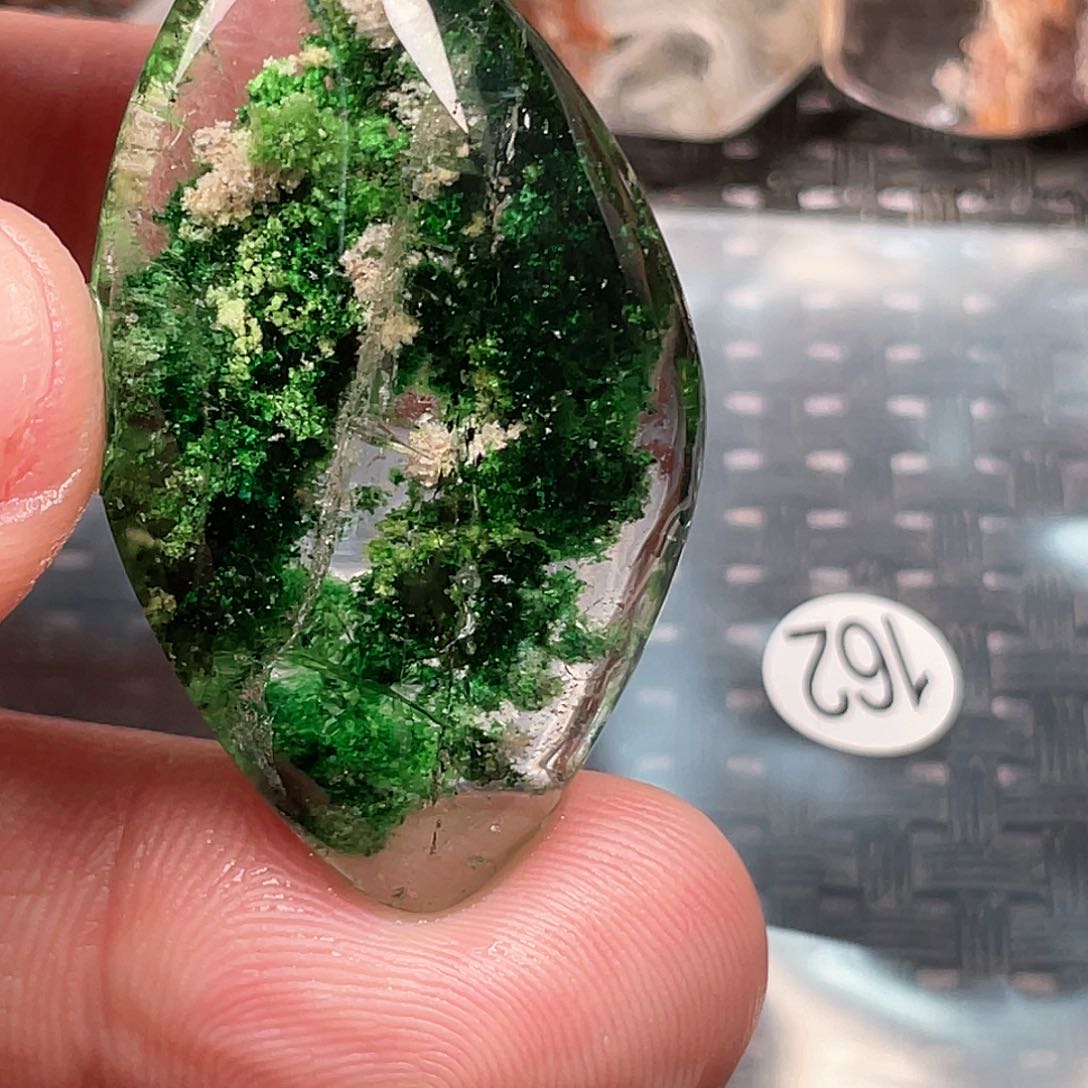 【闪购商品】颈饰未镶嵌水晶一****年