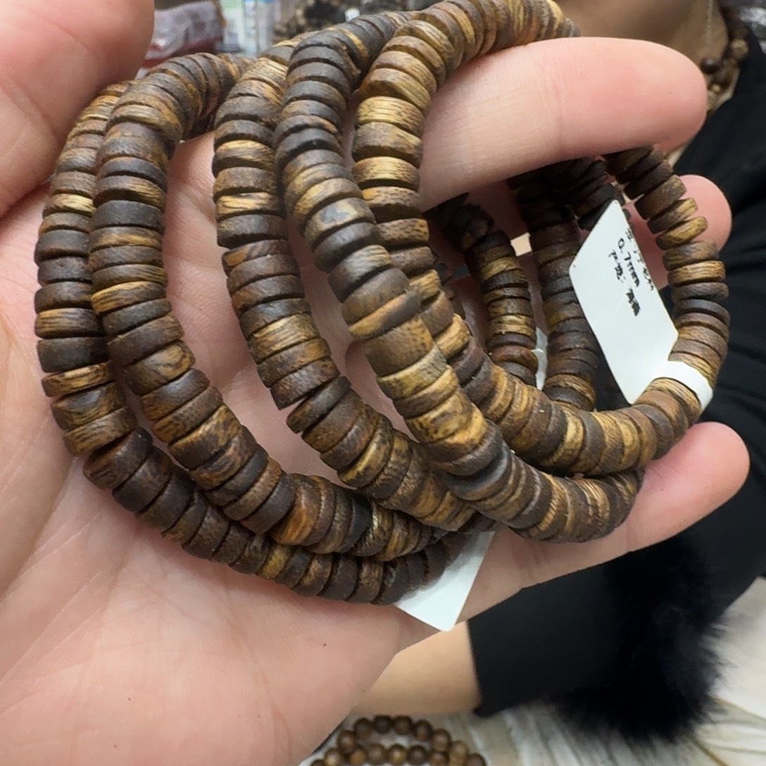 沉香碎屑沉香张勺子算盘珠单圈 7m 多样性发一