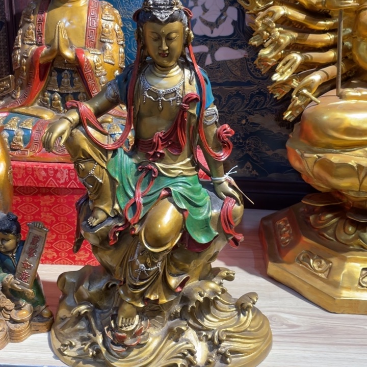 摆件恩*铜摆件的分类