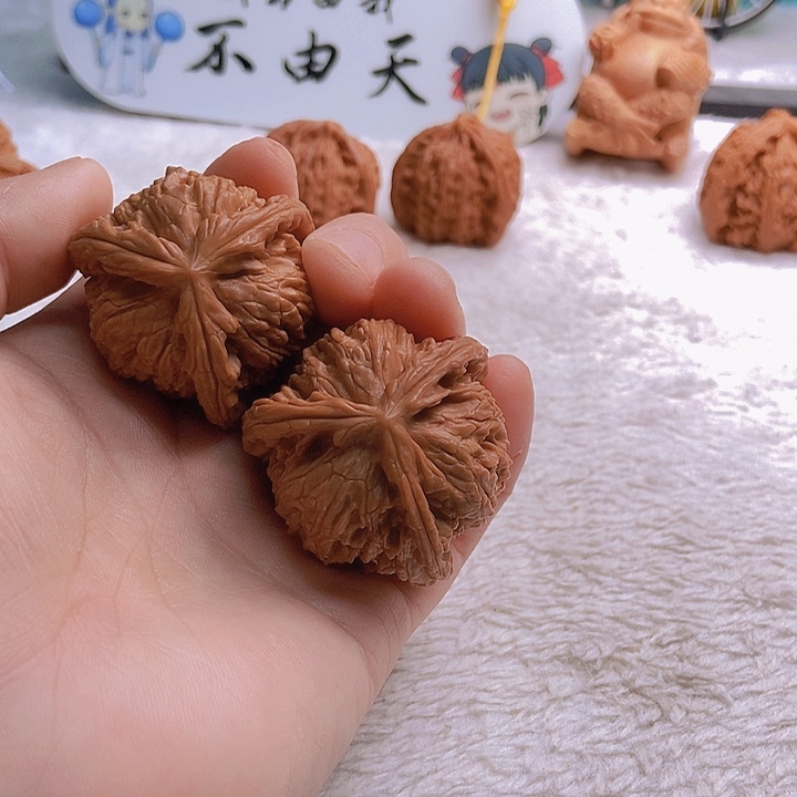 吊坠文玩核桃家***球三棱