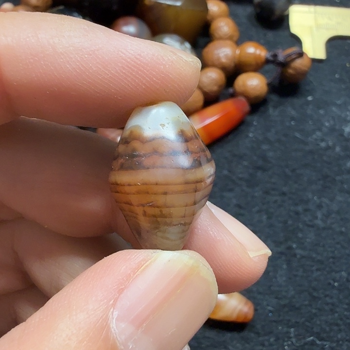 玛瑙/玉髓合金中3418