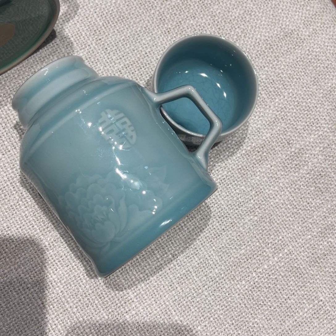 瓷片哈哈哈哈哈哈哈哈哈哈哈