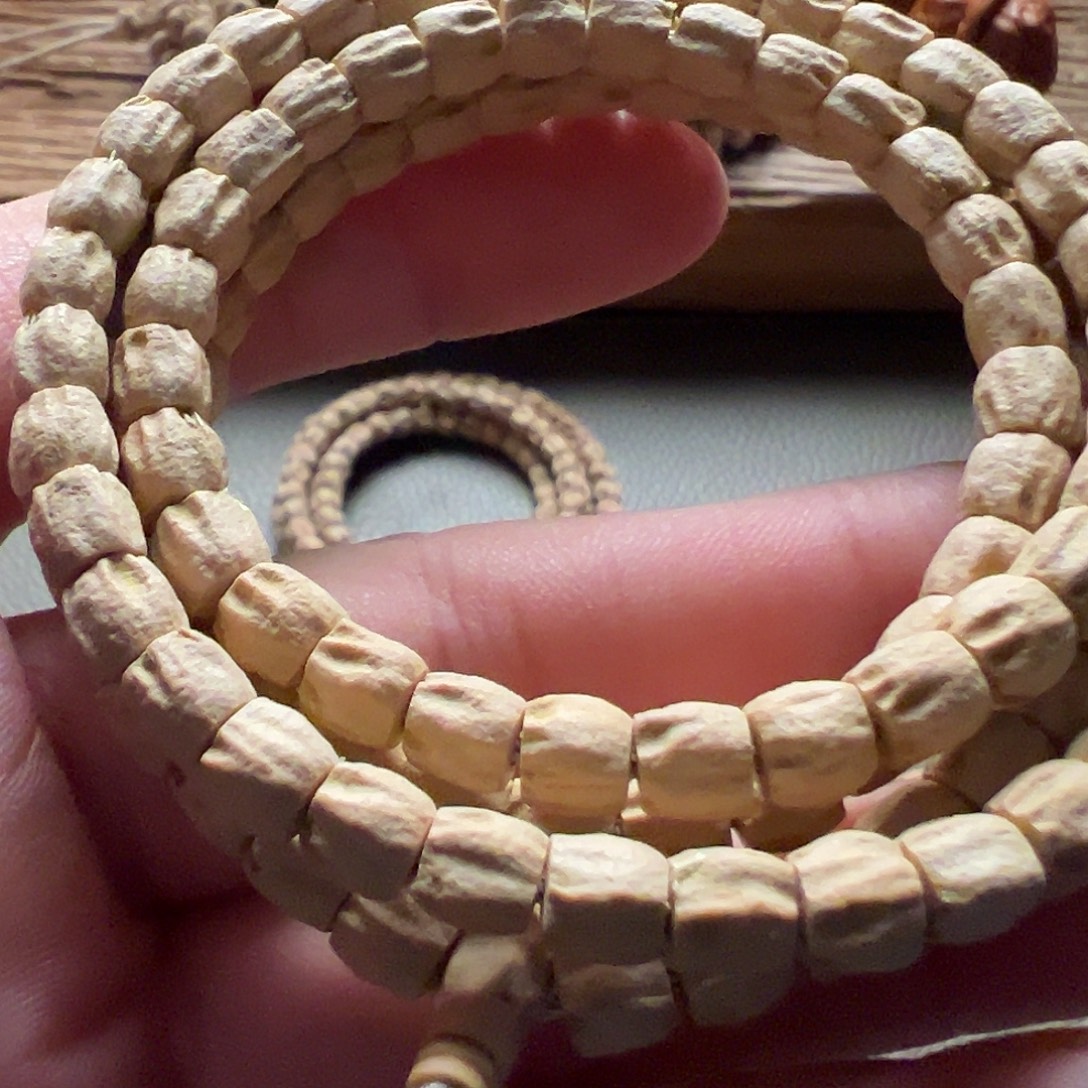 热***祖柏香籽/百香籽吊坠