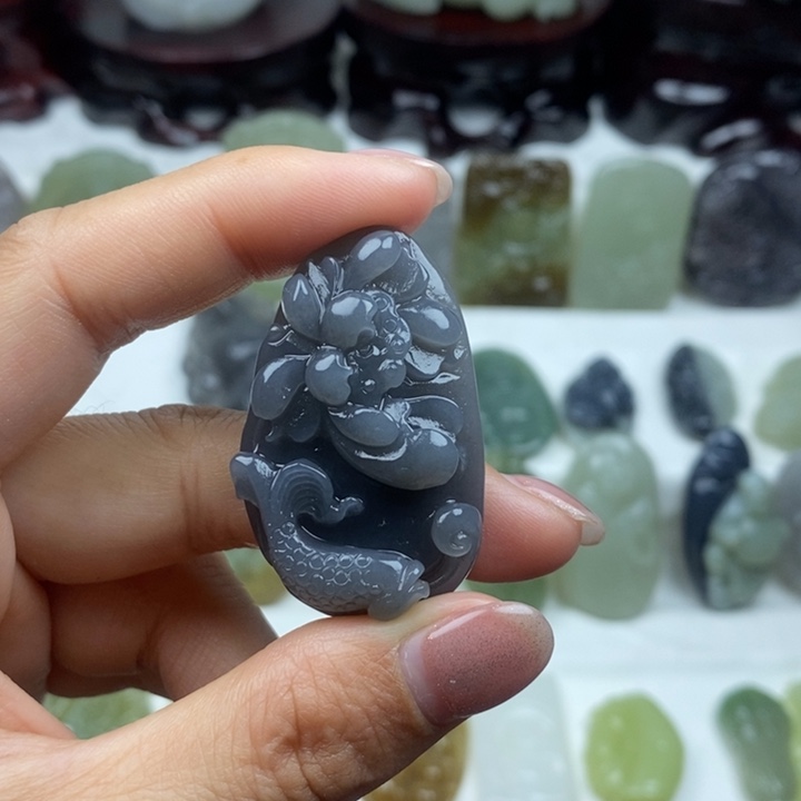 和田玉未镶嵌颈饰55