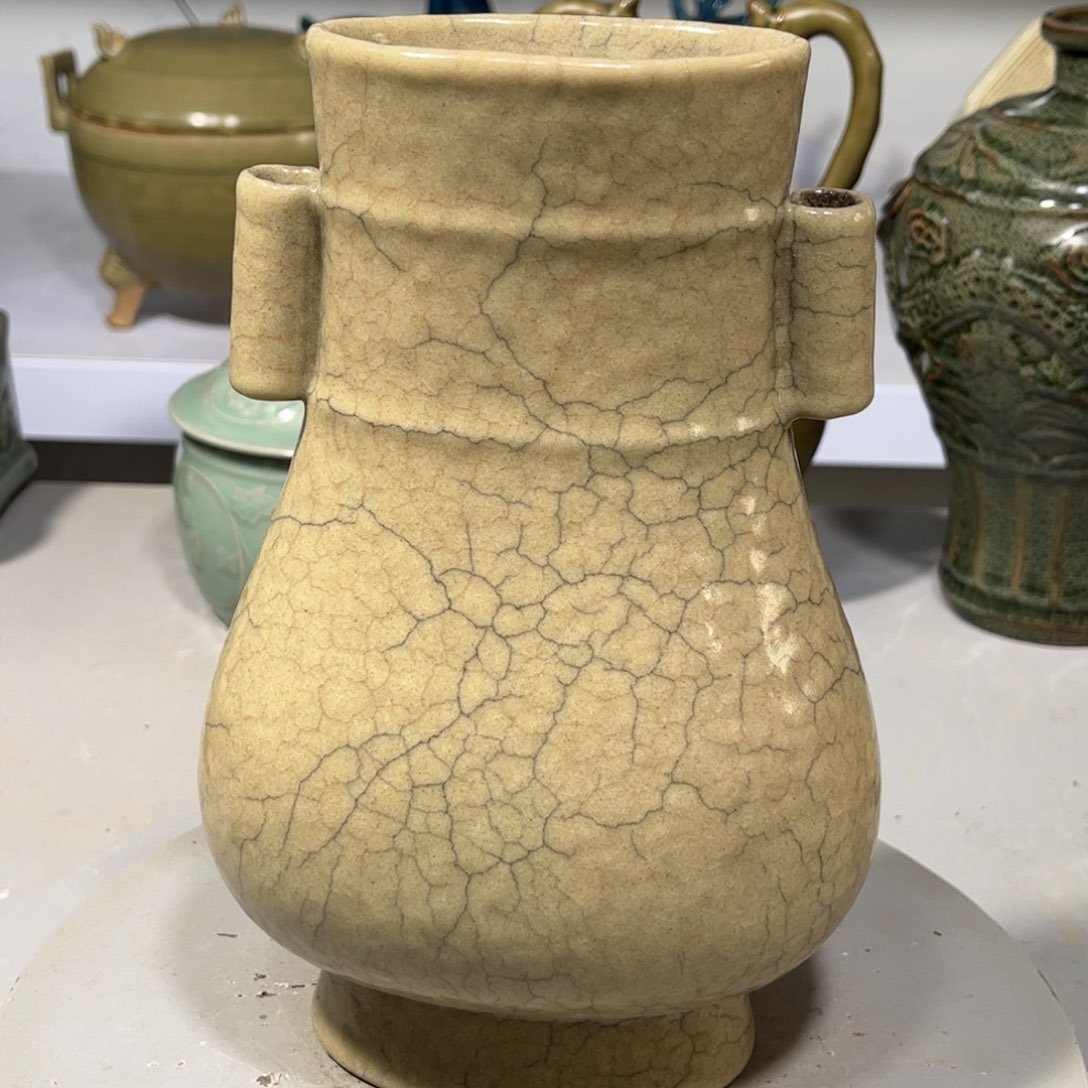 瓶哥窑瓷器品相完美