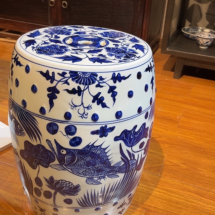 瓷片鱼藻纹陶瓷凳子手绘