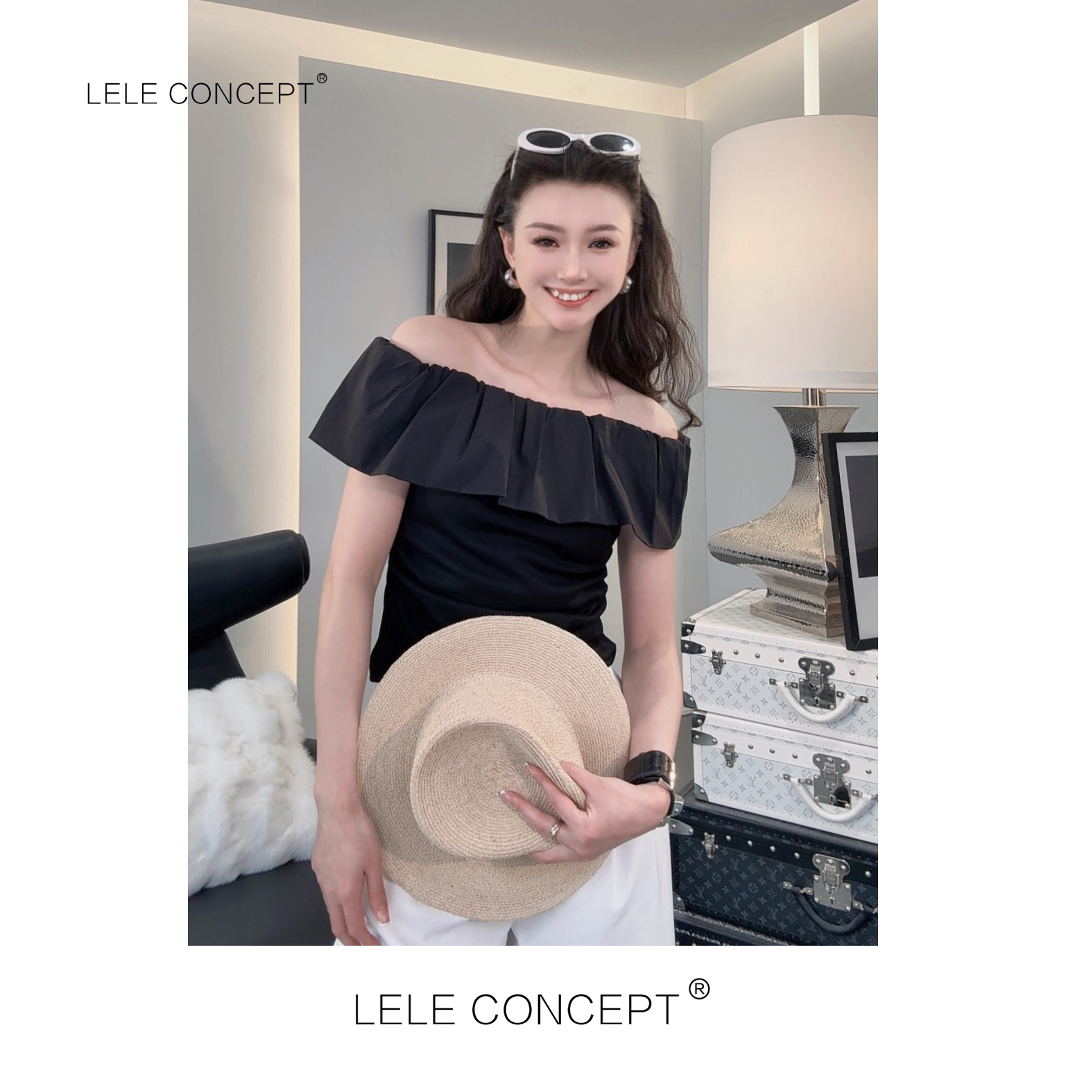 LELE CONCEPT丨【如一】时尚百搭减龄知性优雅拉肩上衣S1070