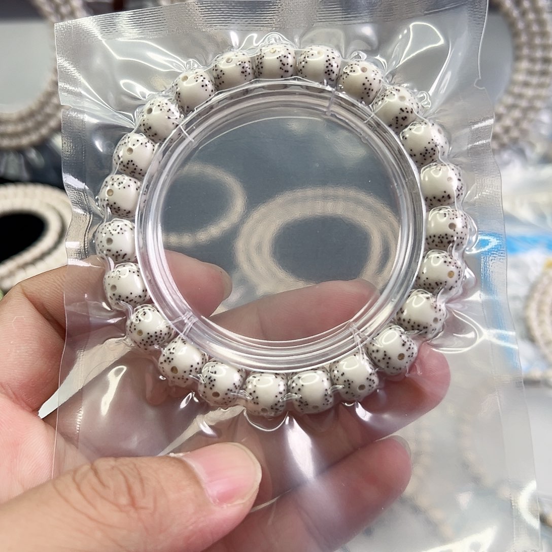 手串星月菩提10*9原白通体