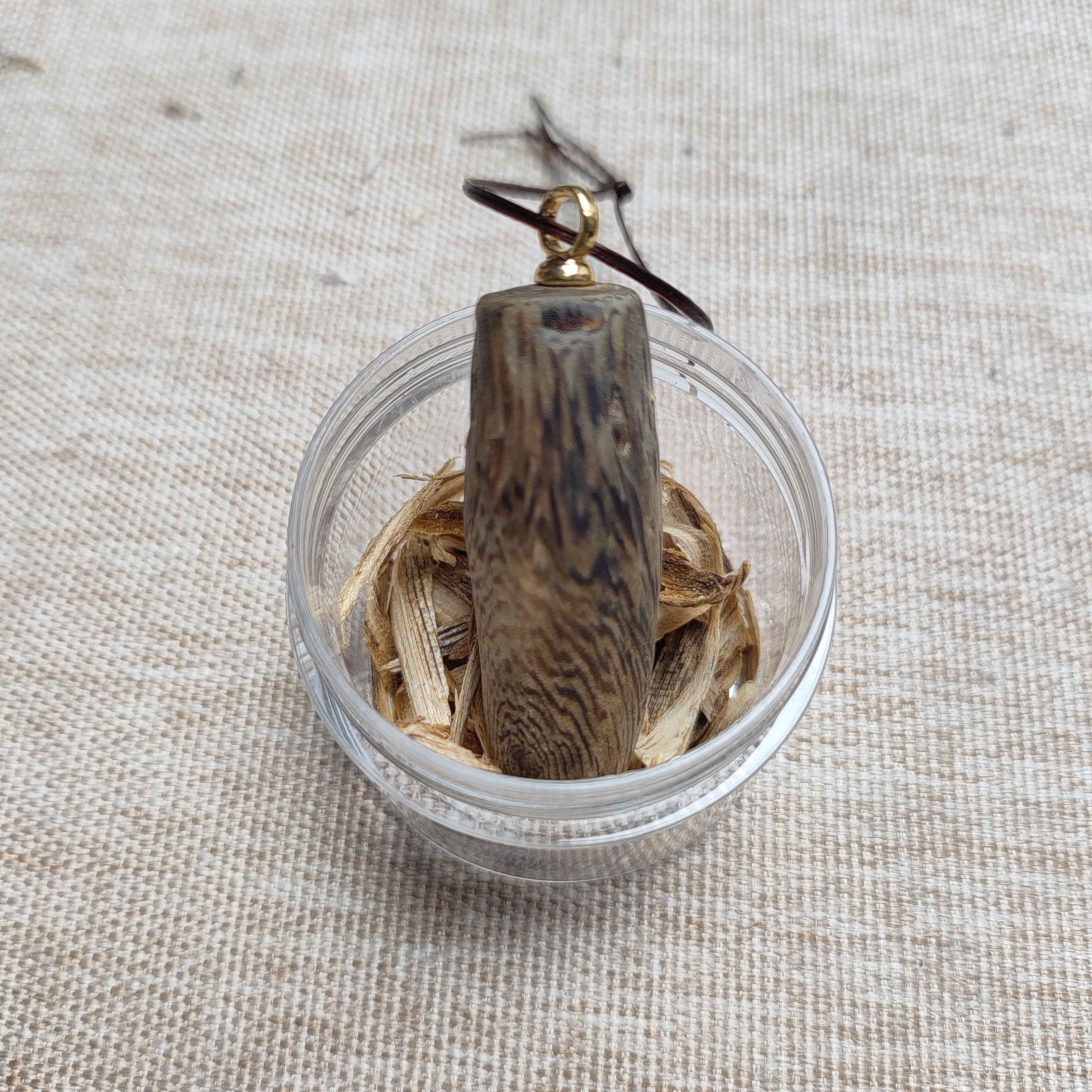 沉香沉水树丁子弹头原材料奇楠沉香多样发一