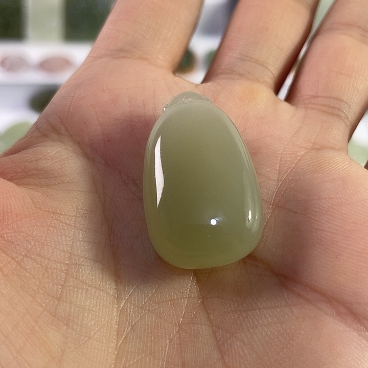 和田玉未镶嵌吊坠(不含链)