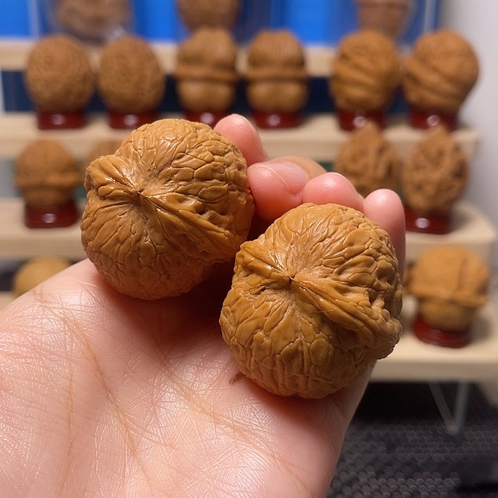 吊坠文玩核桃滚石11