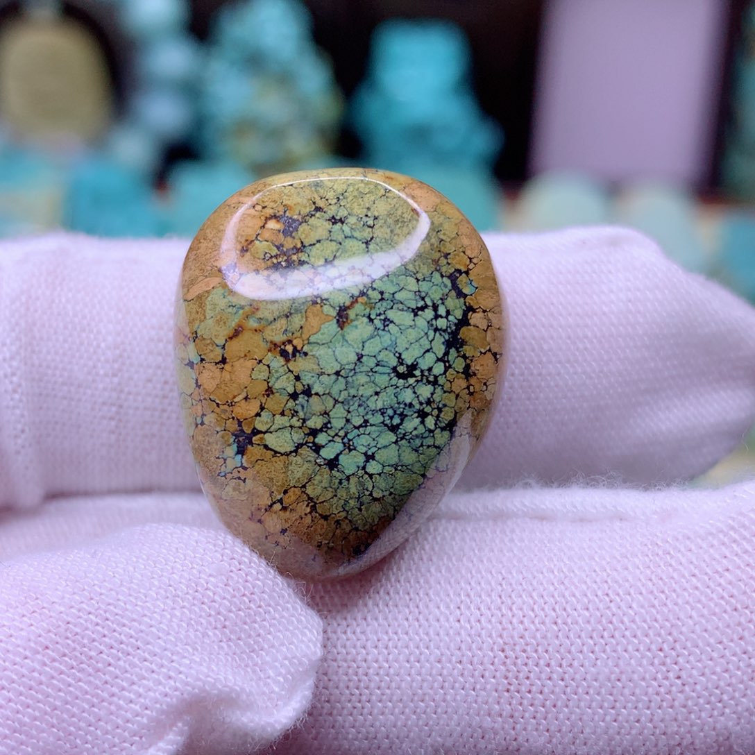 绿松石颈饰未镶嵌玩*