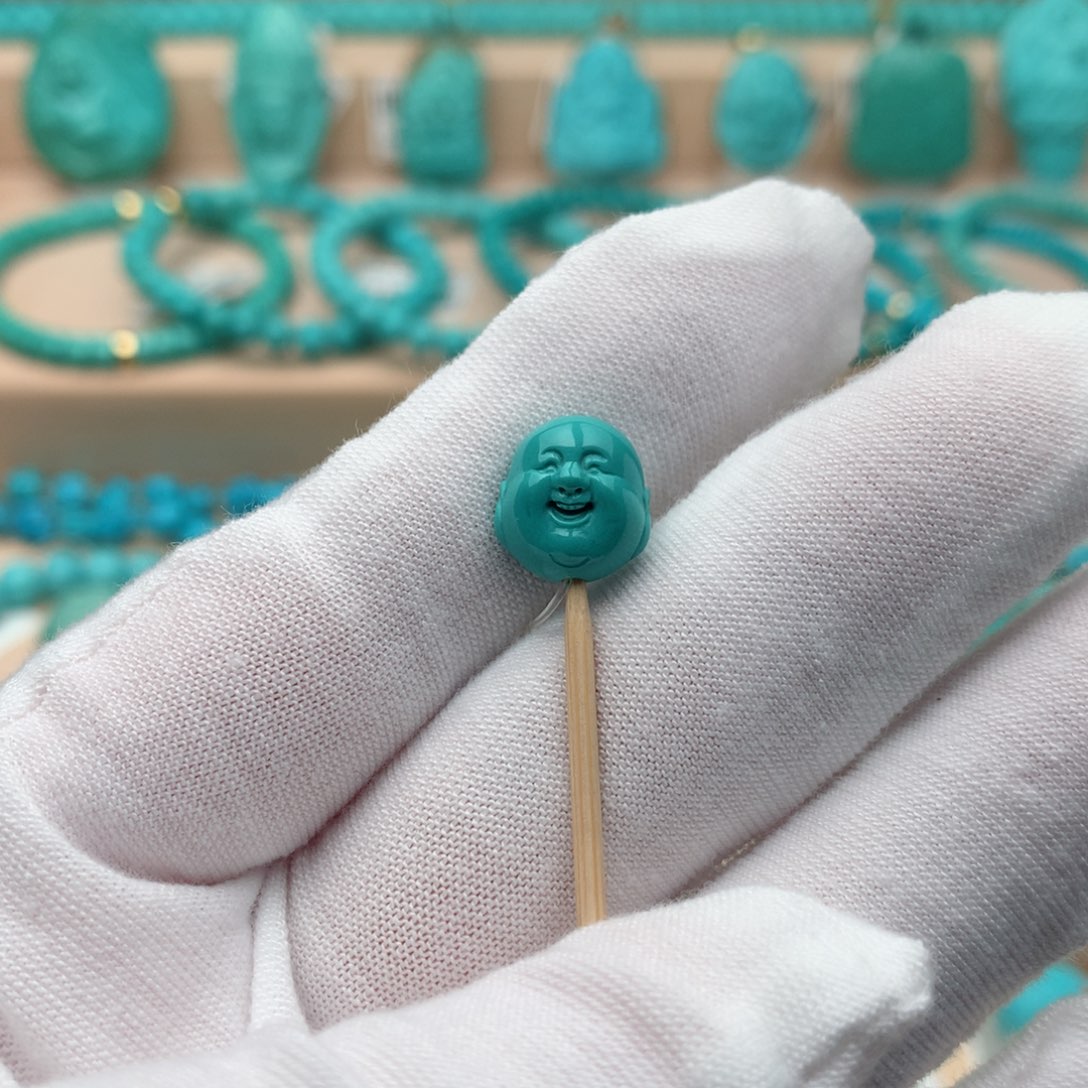 绿松石未镶嵌珠宝奇石