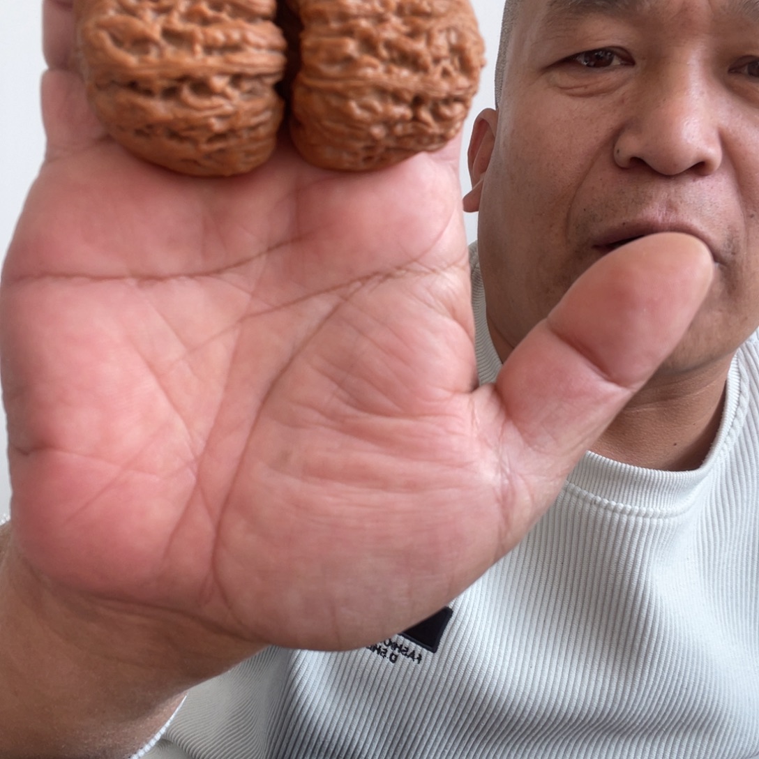 司***懿文玩核桃吊坠凹底39