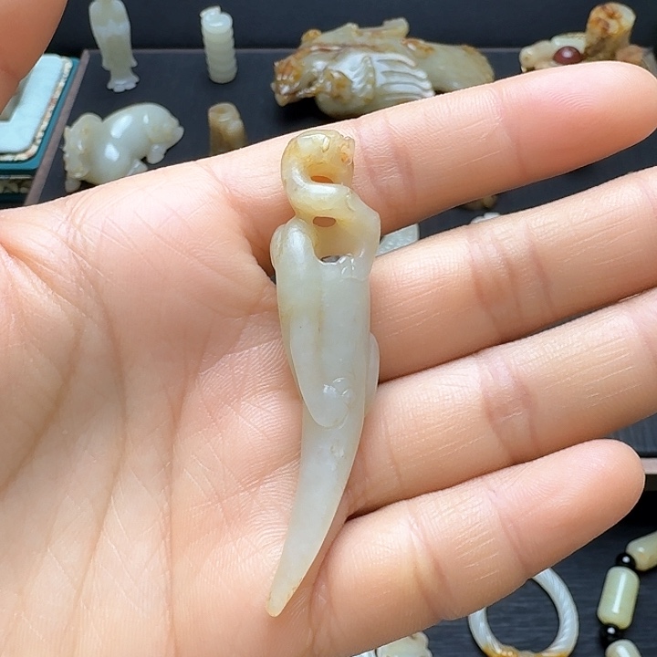 和田玉挂件未镶嵌