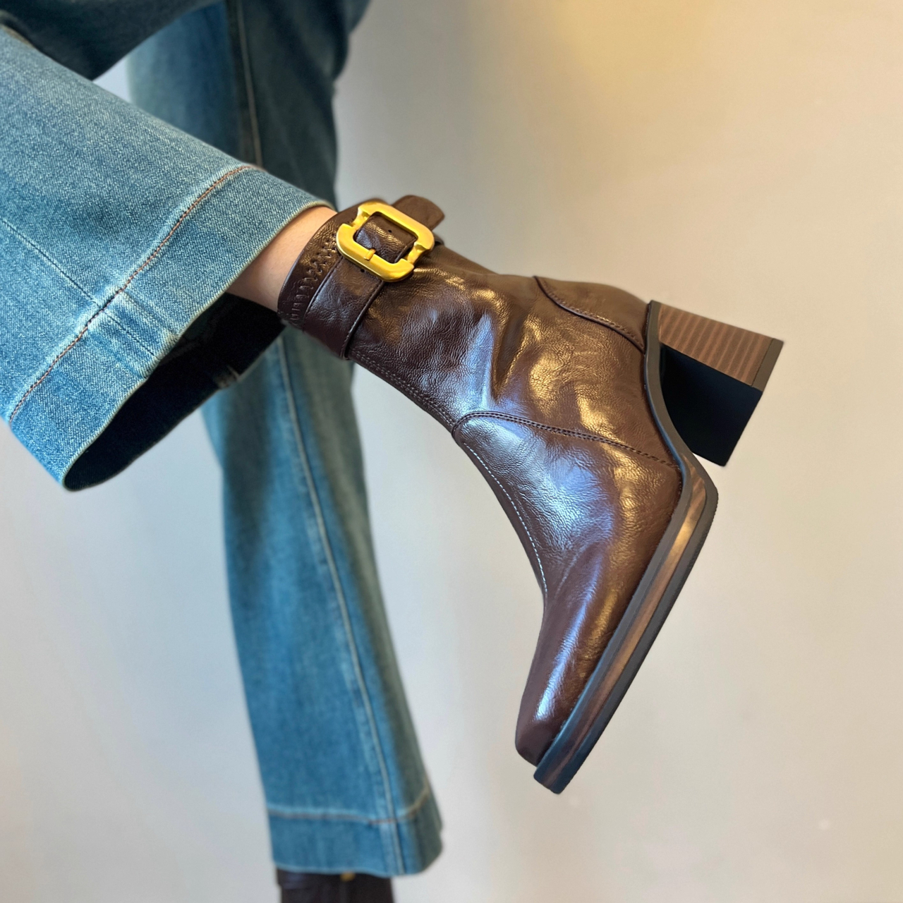 卓诗尼【断码清仓】方头高跟短靴女粗跟瘦瘦靴百搭显瘦新款马丁靴子