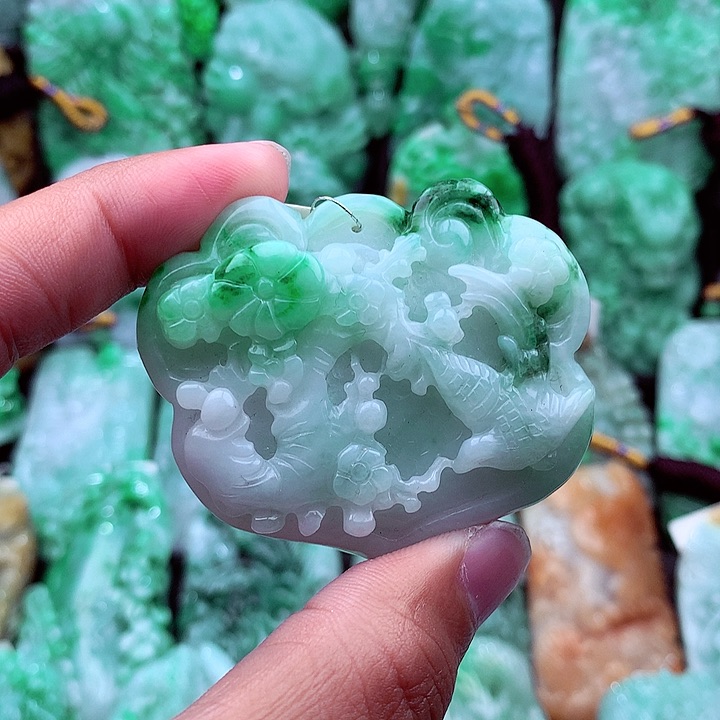 翡翠吊坠(不含链)未镶嵌