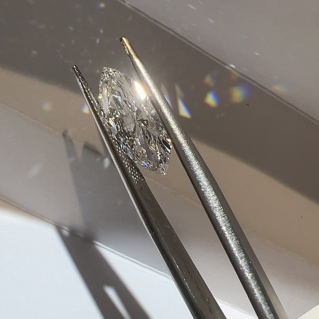 实验室培育钻石裸石2.07克拉马眼散货特价