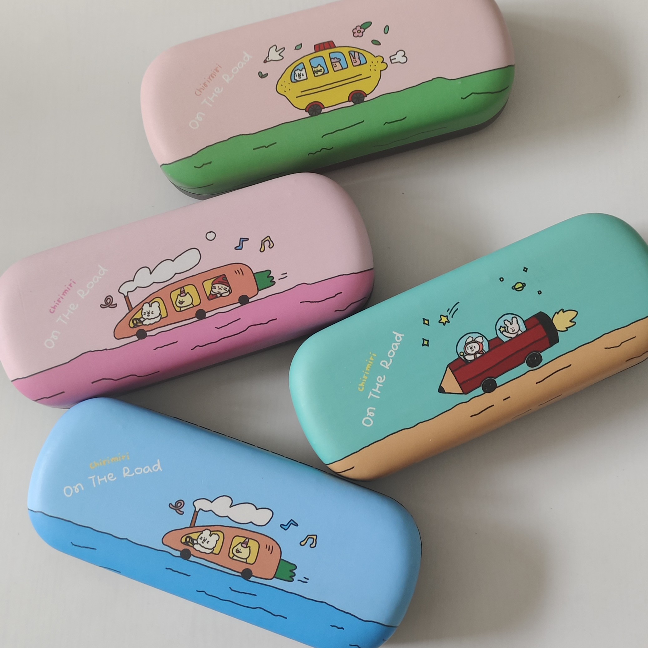 卡通火车造型抗压便携学生近视镜盒中长条设计