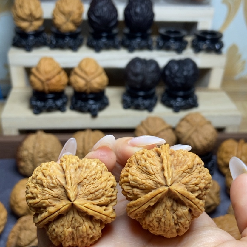 【闪购商品】桃核吊坠13密石三棱36mmmm