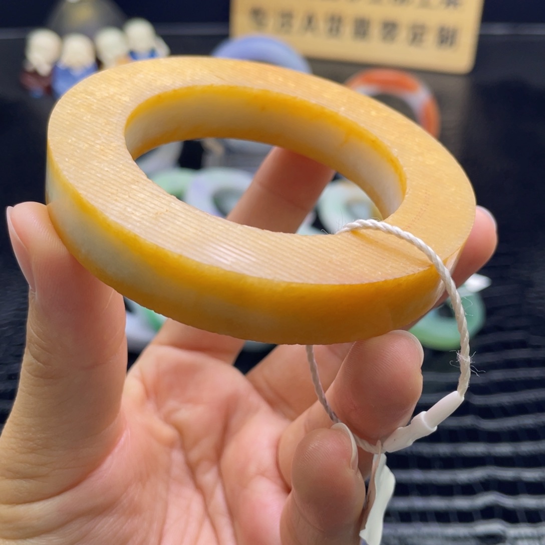 未镶嵌翡翠定制翡翠