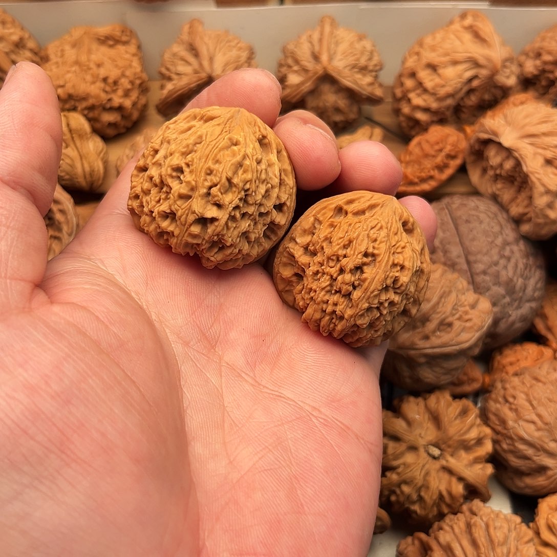 天***后吊坠文玩核桃南疆