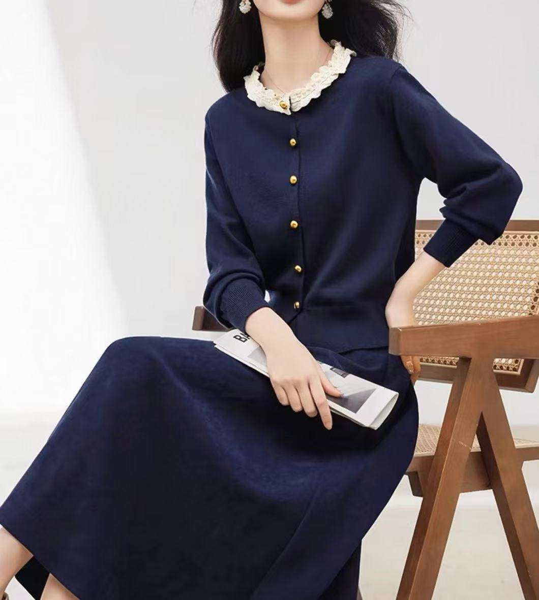 时尚气质盐系秋冬针织开衫女2025新款打底衫减龄洋气宽松显瘦上衣