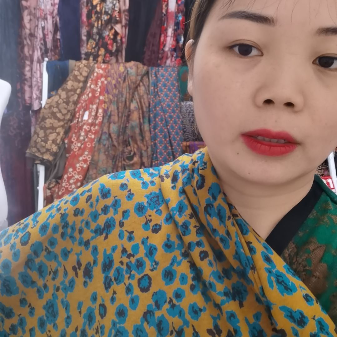 混纺黄底老热小花豹纹2米