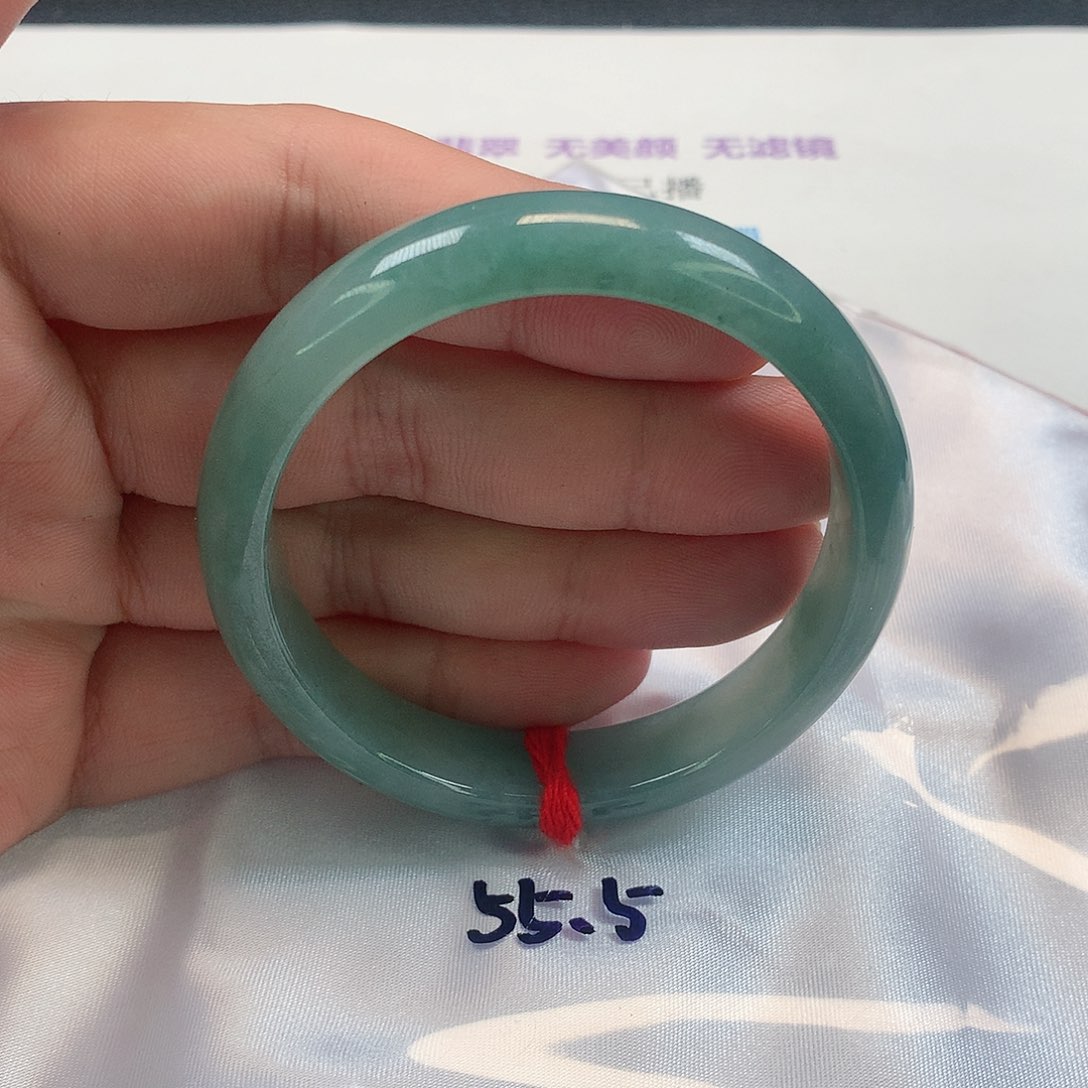 翡翠手镯未镶嵌262号