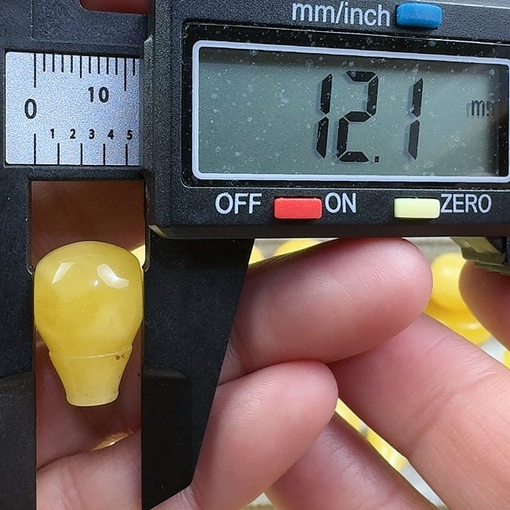 蜜蜡未镶嵌裸石16杂