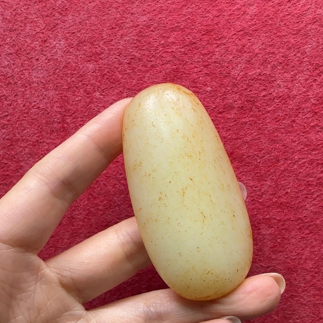 和田玉未镶嵌车挂