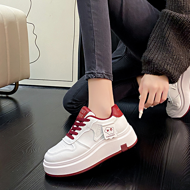 秋冬新款女生运动时尚百搭潮流皮面阿甘鞋休闲板鞋ZS88