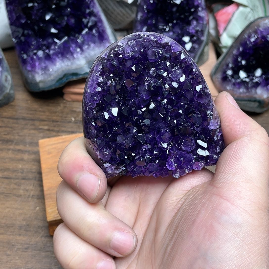 紫晶大型摆件（非配饰）未镶嵌