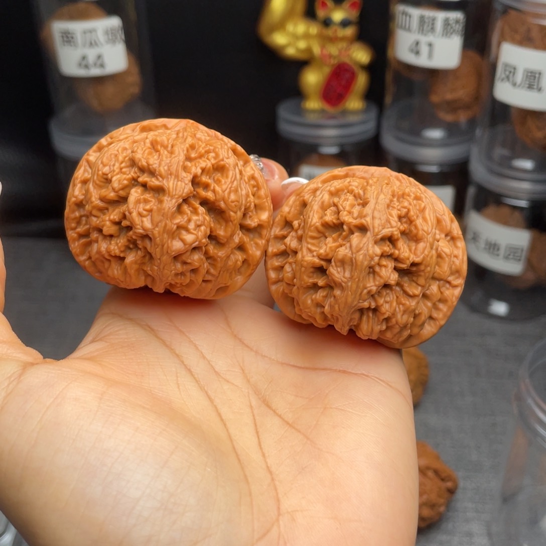 文玩核桃把件大粗筋