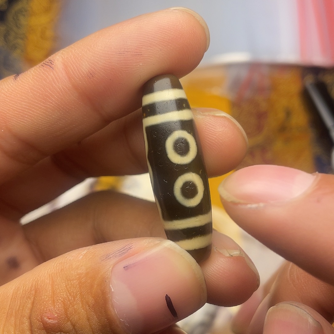 两***闲泥塑藏传佛教文化研究