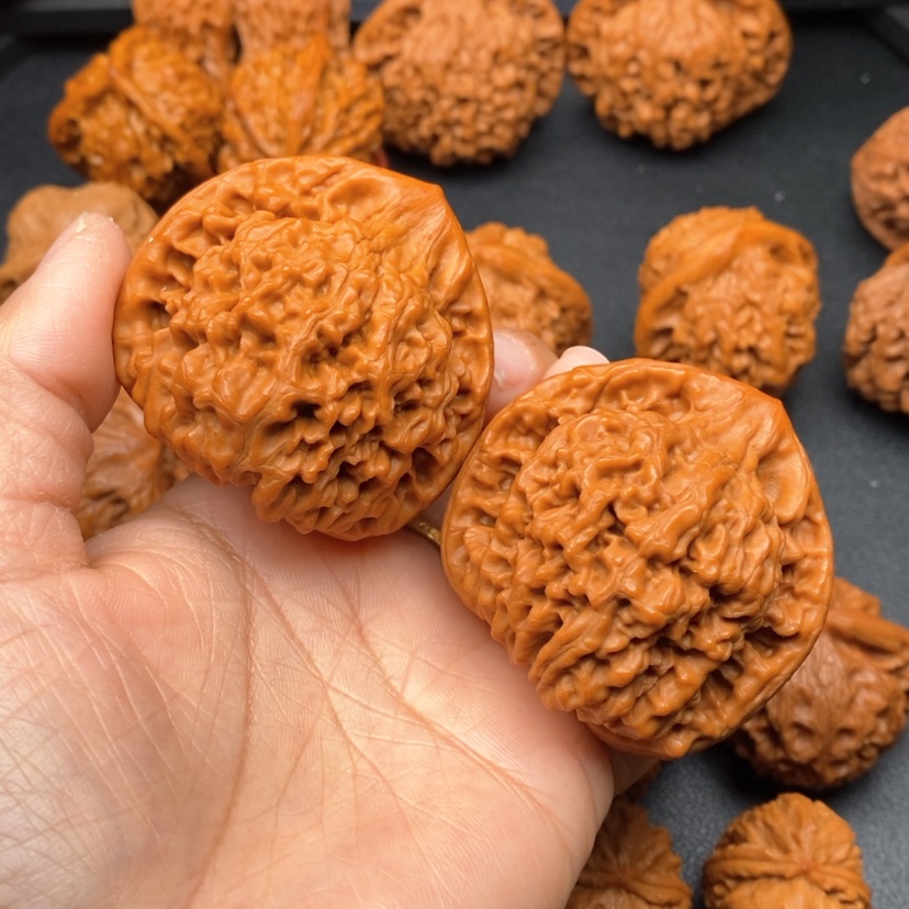 【闪购商品】文玩核桃把件49官帽