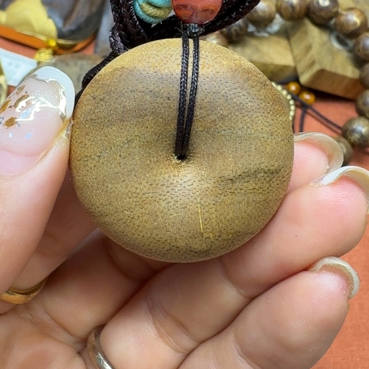 大叶紫檀（黑酸枝木类）