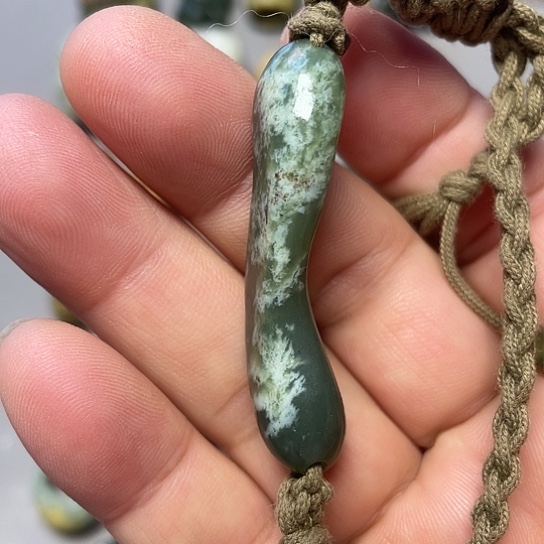 岫岩河磨玉（透闪石质玉）未镶嵌挂件