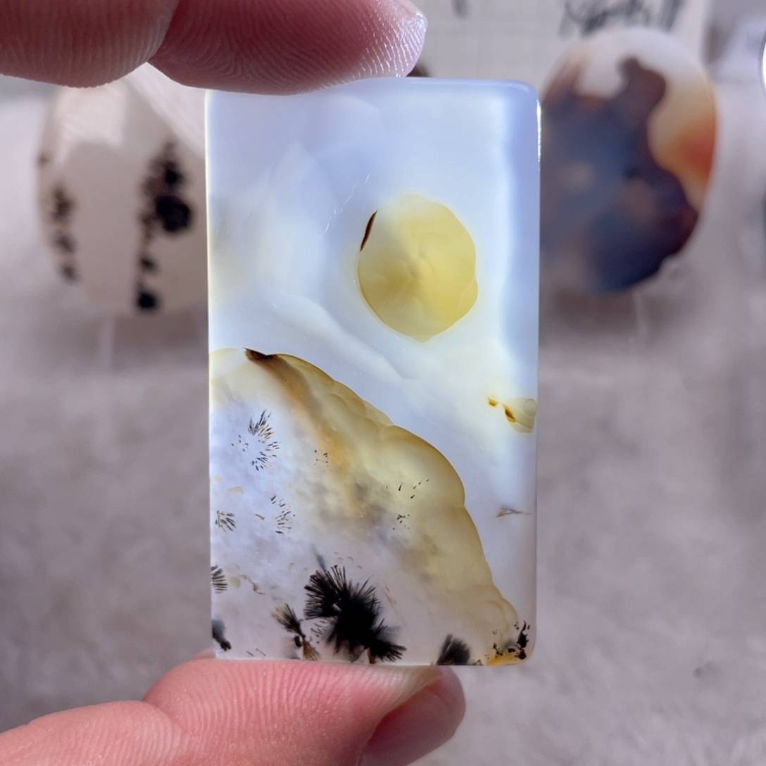 【闪购商品】玛瑙/玉髓颈饰未镶嵌