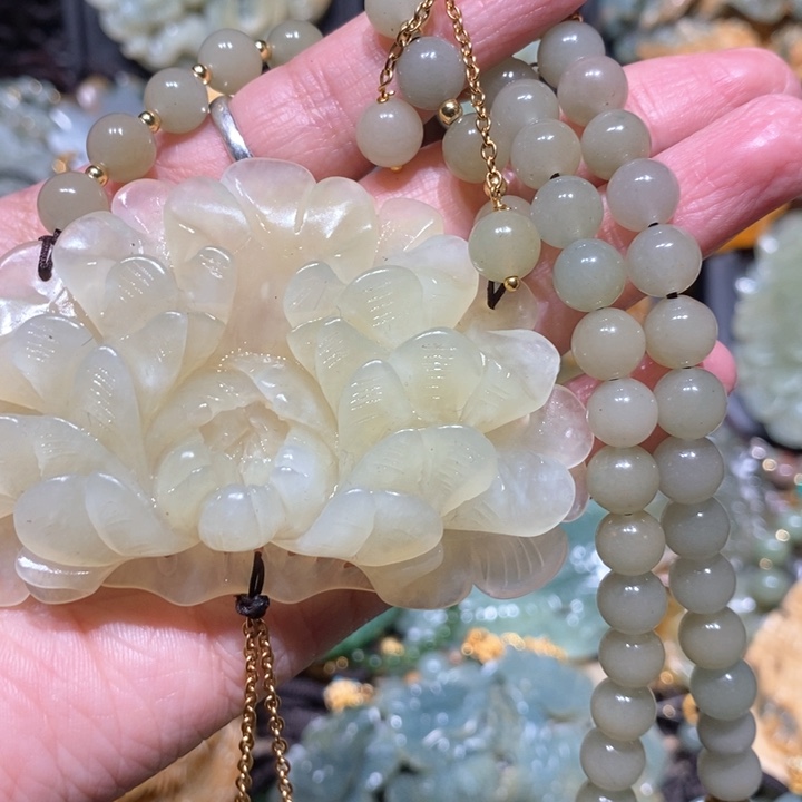 岫玉毛衣链未镶嵌