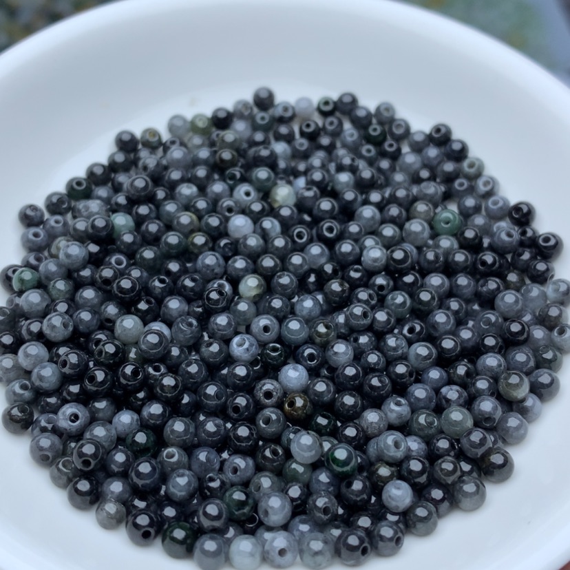 【闪购商品】翡翠手链未镶嵌卡3.8黑乌鸡100颗