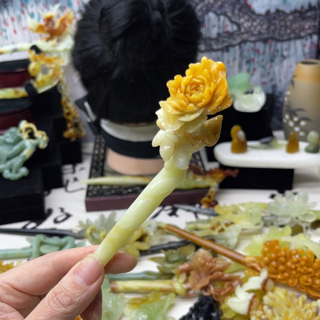 【闪购商品】蛇纹石玉发饰未镶嵌小*虫