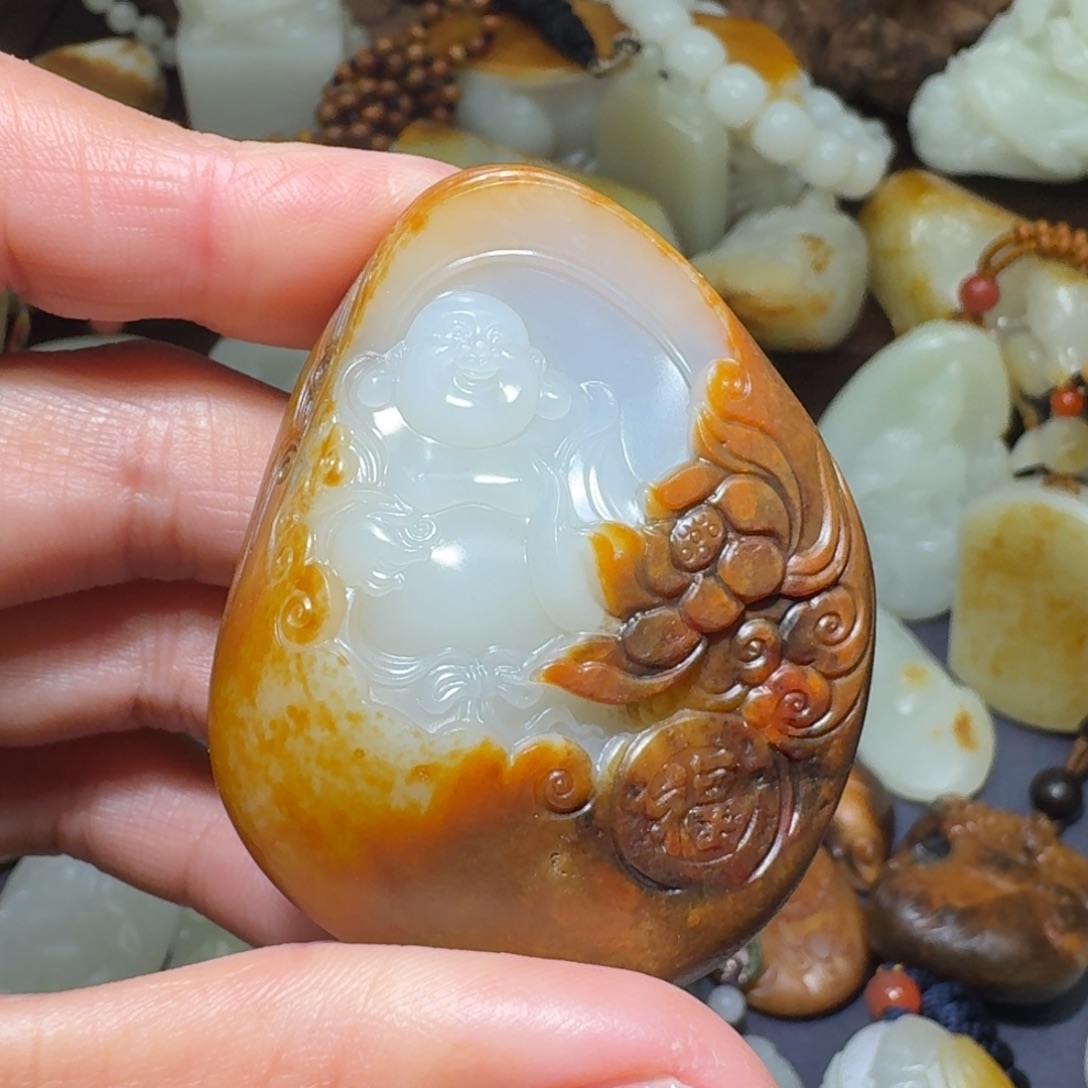 和田玉（糖玉）未镶嵌挂件